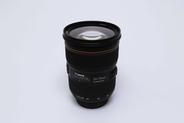 Objektiv Canon Zoom 24-70 mm
